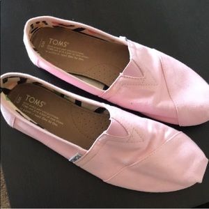 Pink TOMS Size 9